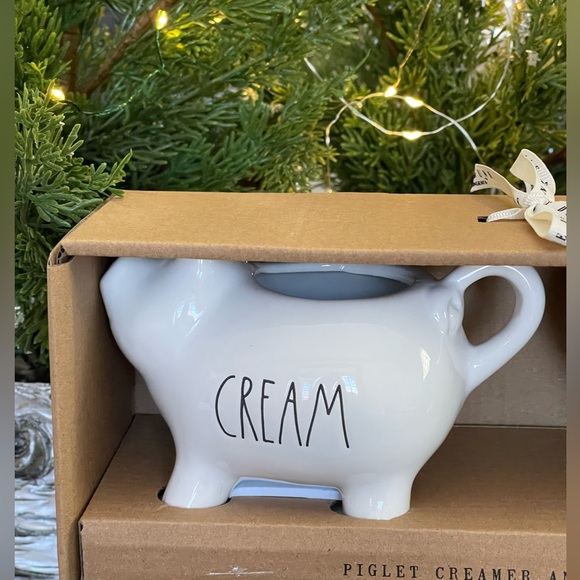 🐖 Brand NEW in Package Rae Dunn Piglet CREAM and SUGAR Set  🐖 - Picture 2 of 9